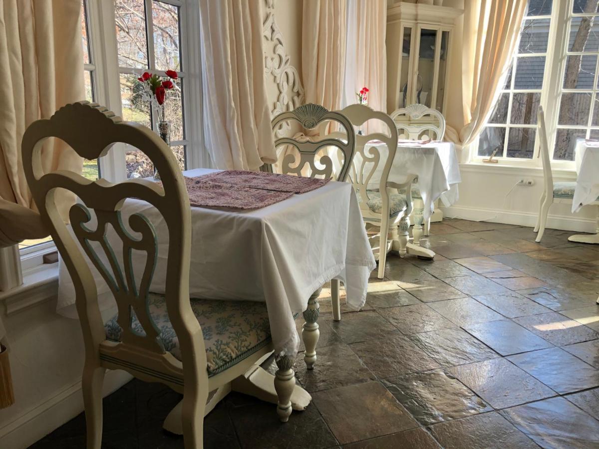Отель Frederick William House Фолмут Экстерьер фото